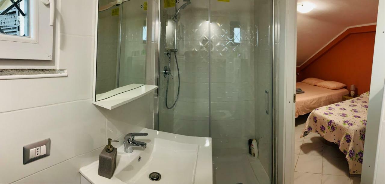 32 Hotell Ciampino Eksteriør bilde
