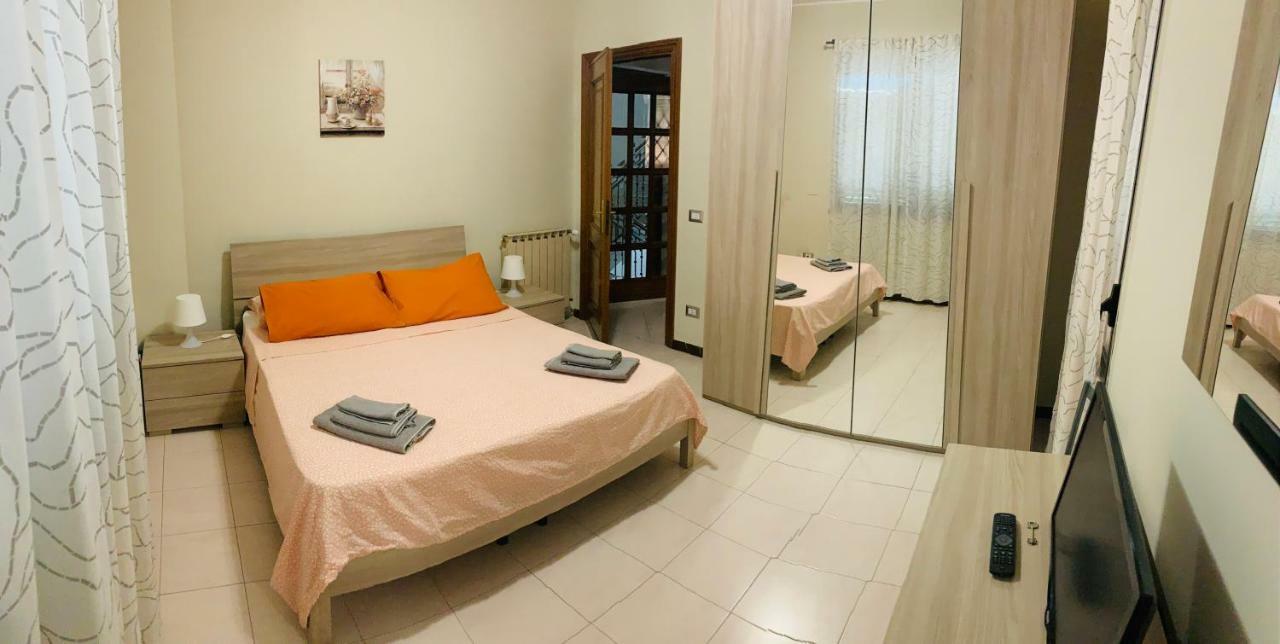 32 Hotell Ciampino Eksteriør bilde