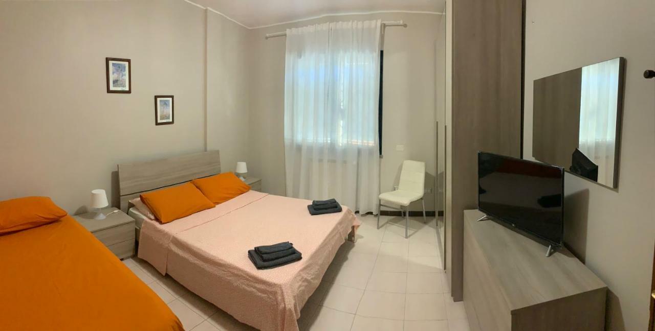 32 Hotell Ciampino Eksteriør bilde